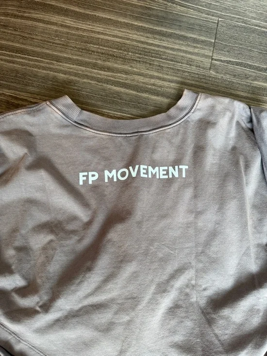 Free People Movement Hot Shot Logo Crossover Set - Picture 6 of 10